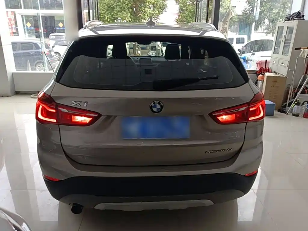 BMW X1 — фото 6