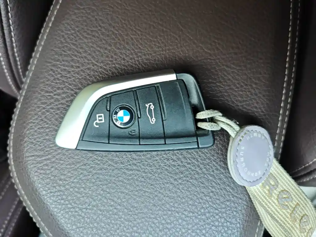 BMW X2 — фото 9