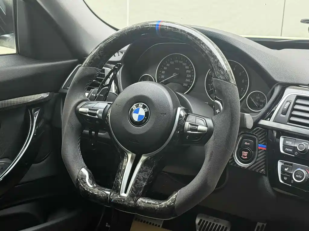 BMW 3 Series GT — фото 10