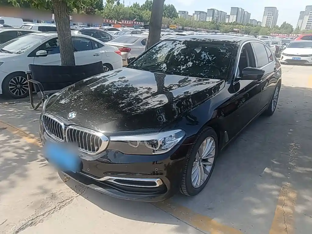 BMW 5 Series — фото 2