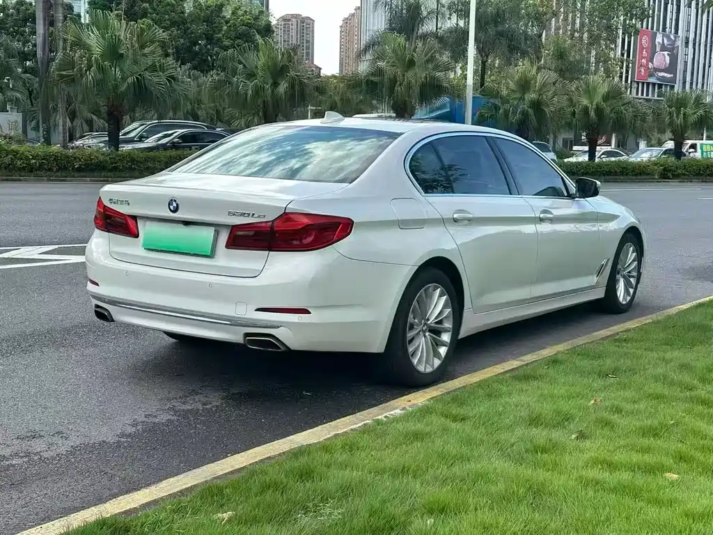 BMW 5 Series New Energy — фото 5