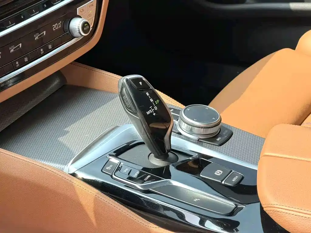 BMW 5 Series (Import) — фото 4