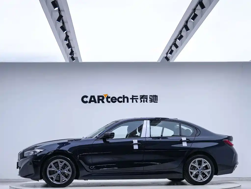 BMW i3 — фото 2