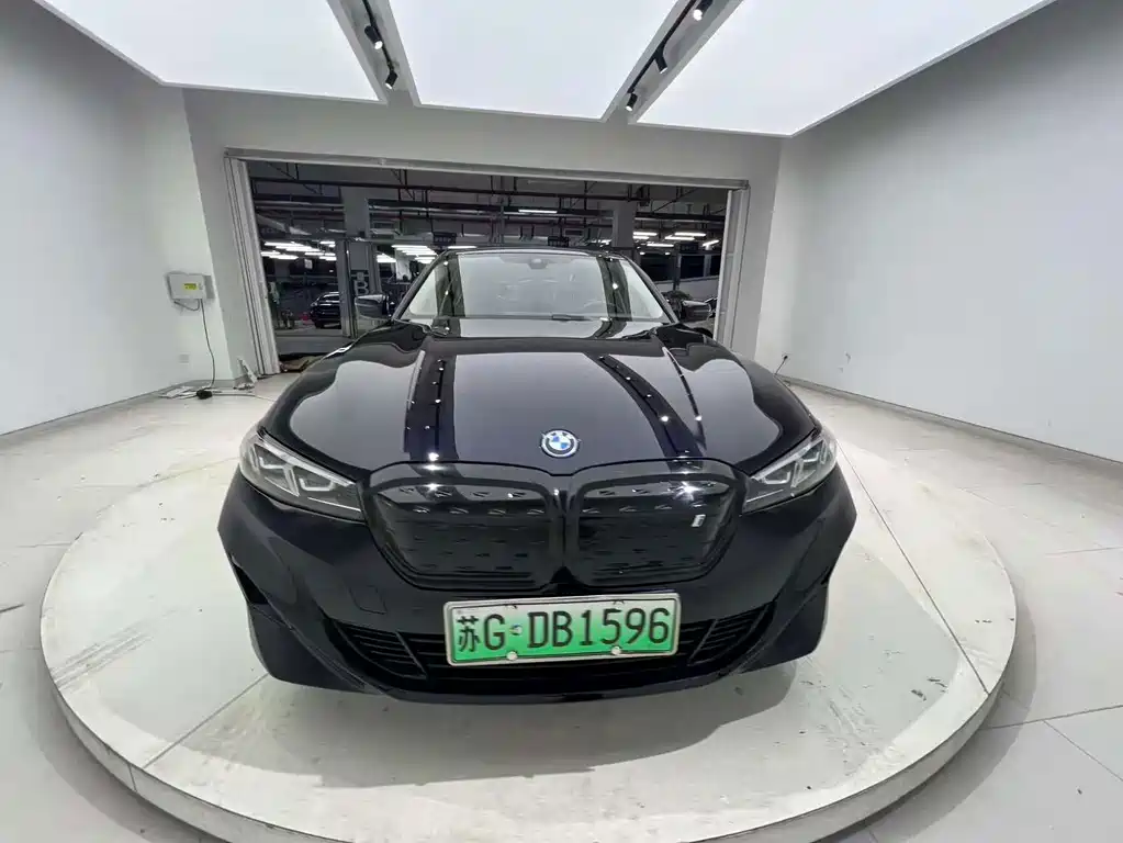BMW i3 — фото 24