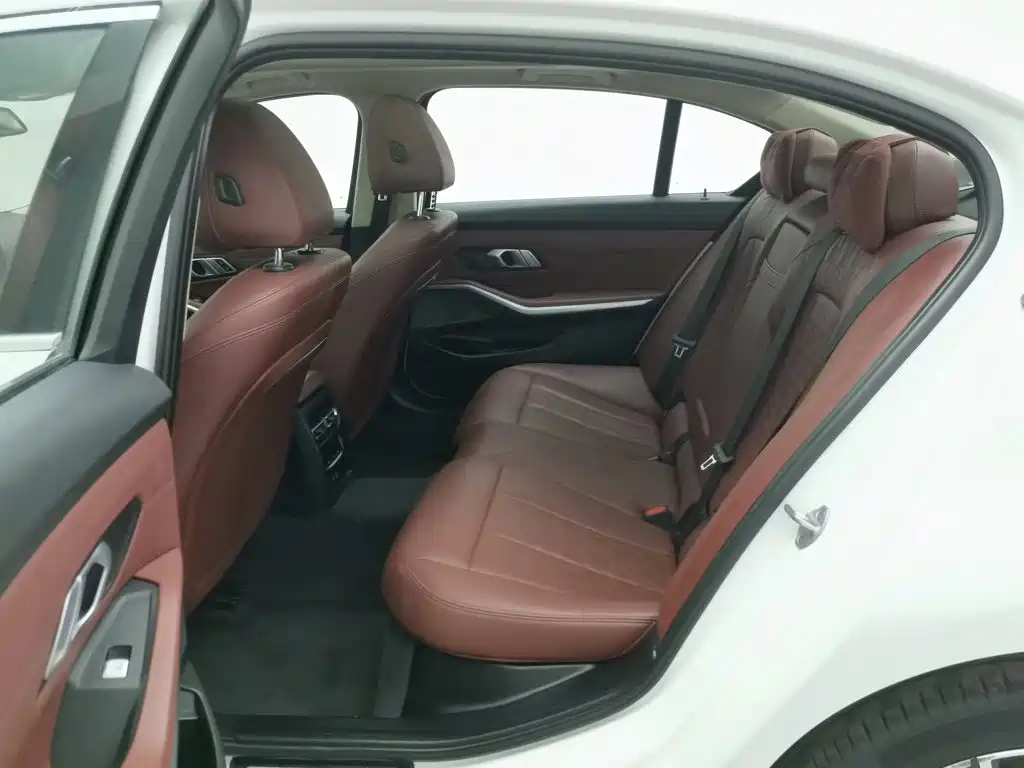 BMW 3 Series — фото 15