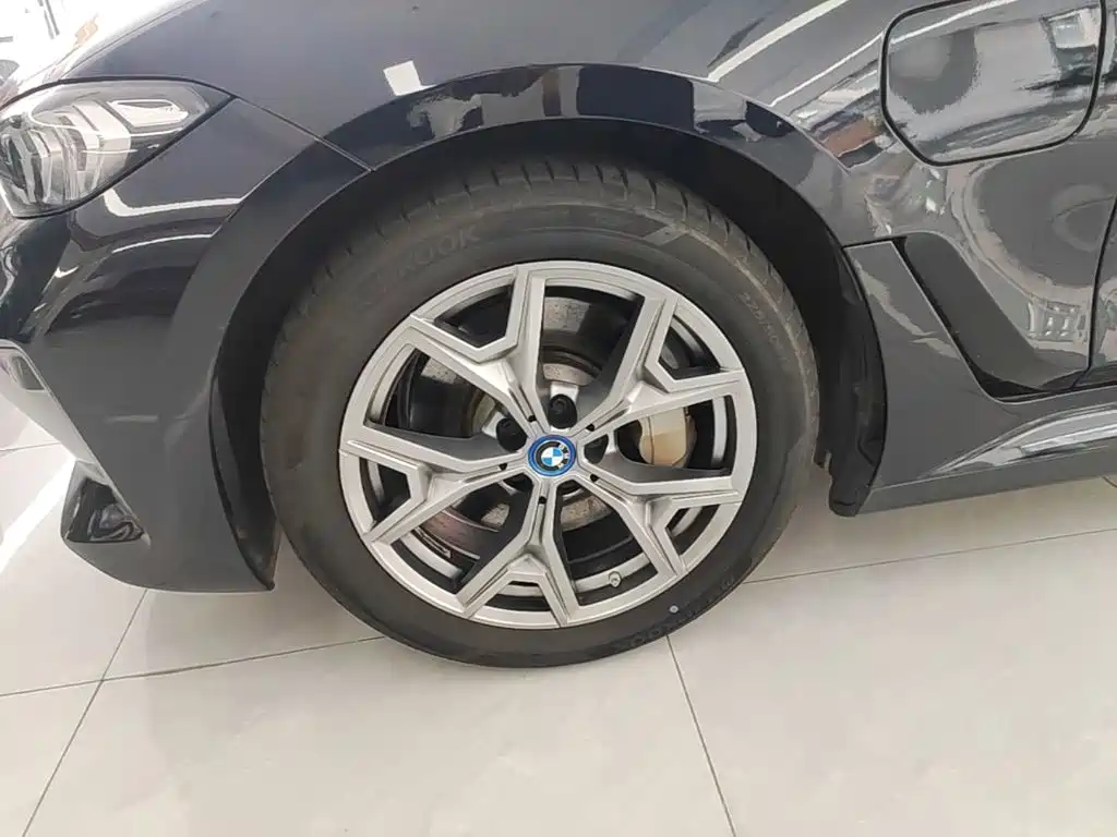 BMW i3 — фото 23