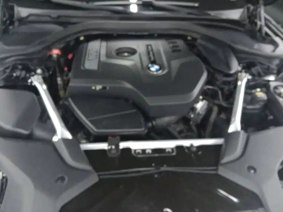 BMW 5 Series — фото 10