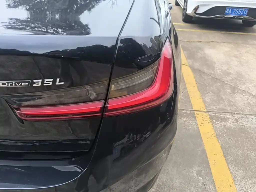 BMW i3 — фото 8