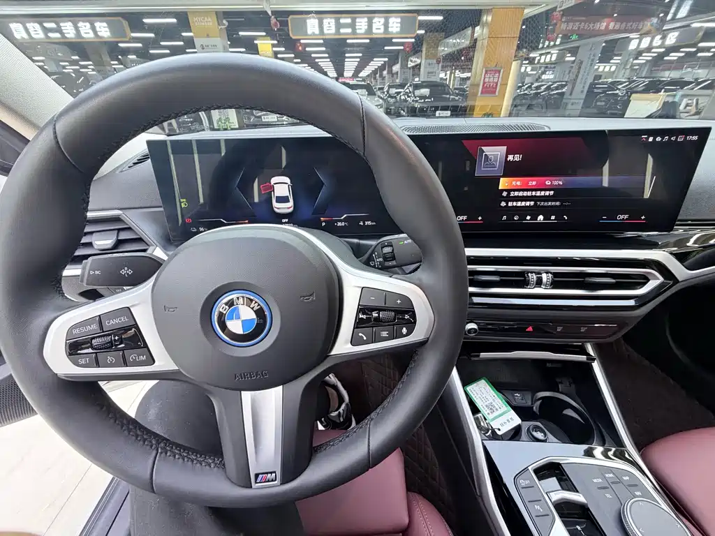 BMW i3 — фото 18