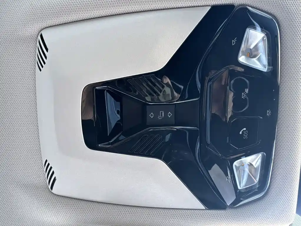 BMW X1 — фото 13