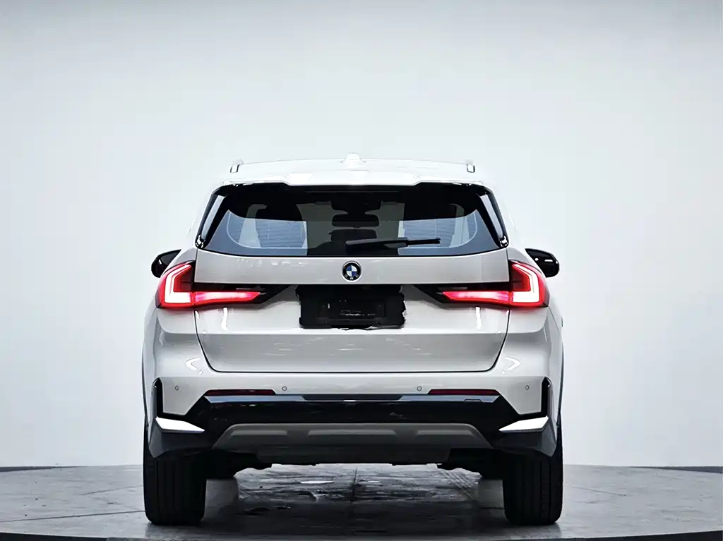 BMW X1 — фото 19