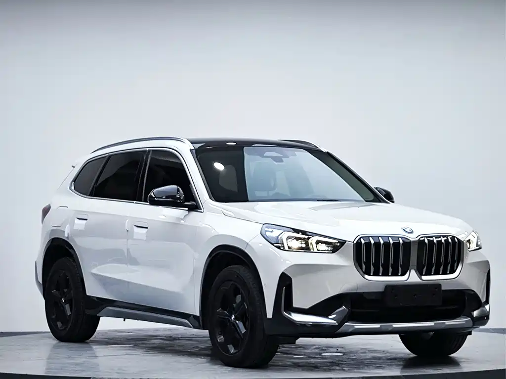 BMW X1 — фото 3