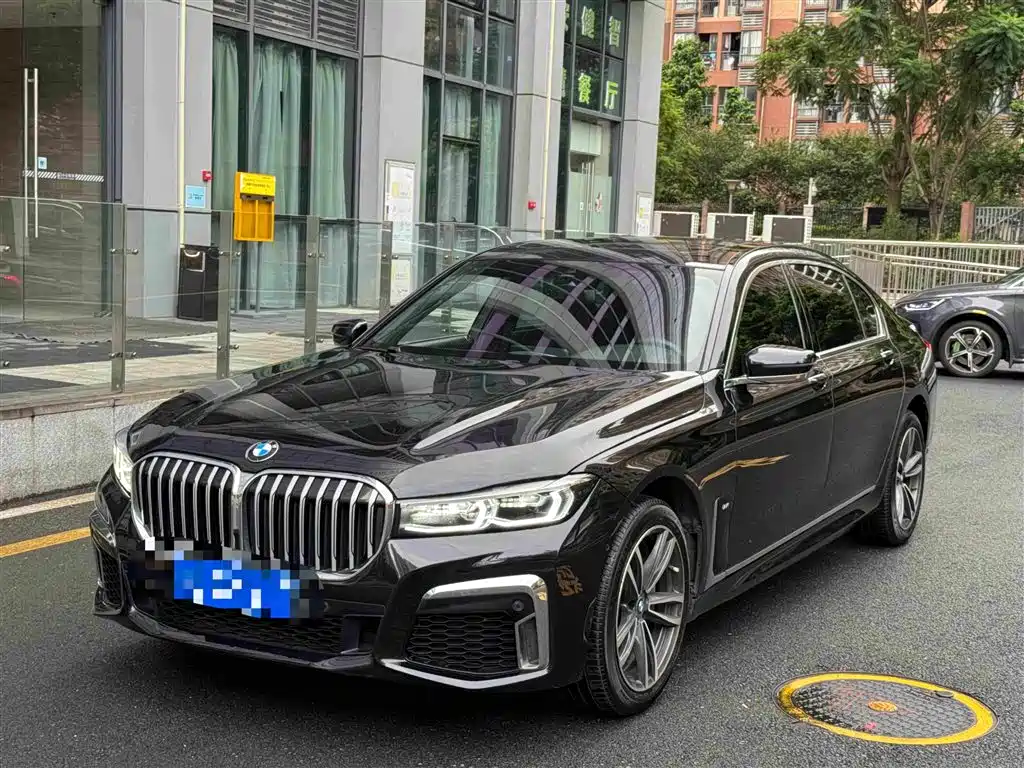 BMW 7 Series — фото 2