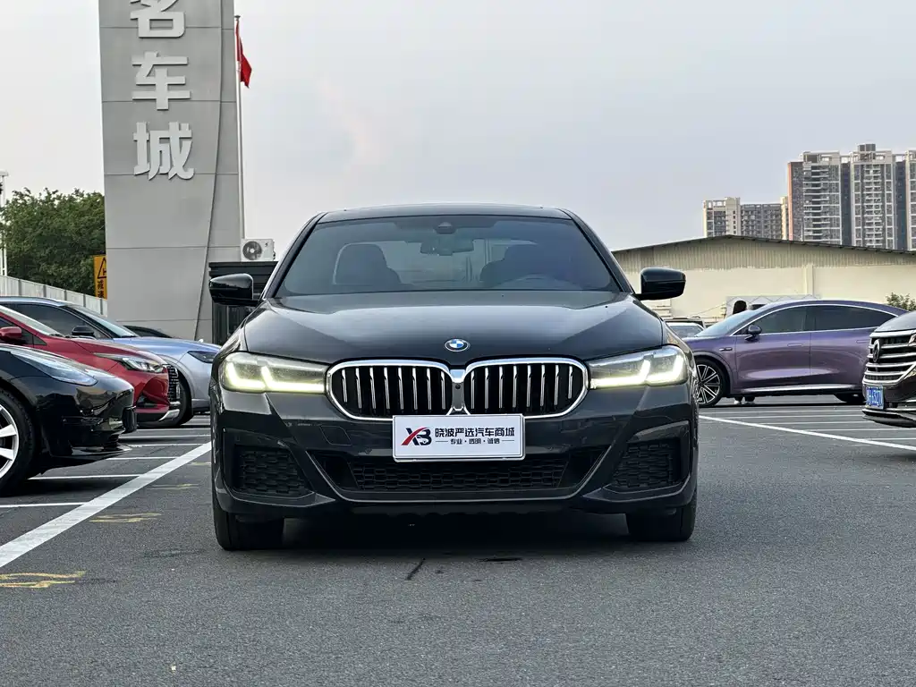 BMW 5 Series — фото 2