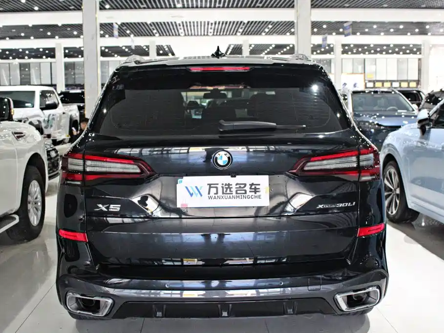 BMW X5 — фото 14