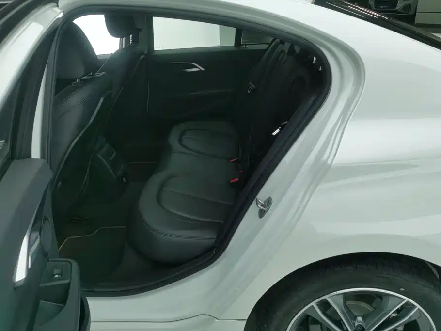 BMW 1 Series — фото 11