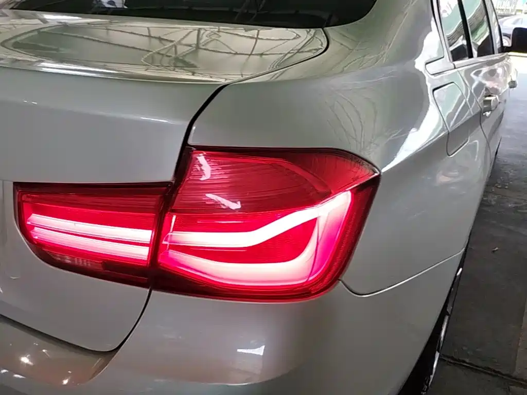 BMW 3 Series — фото 8
