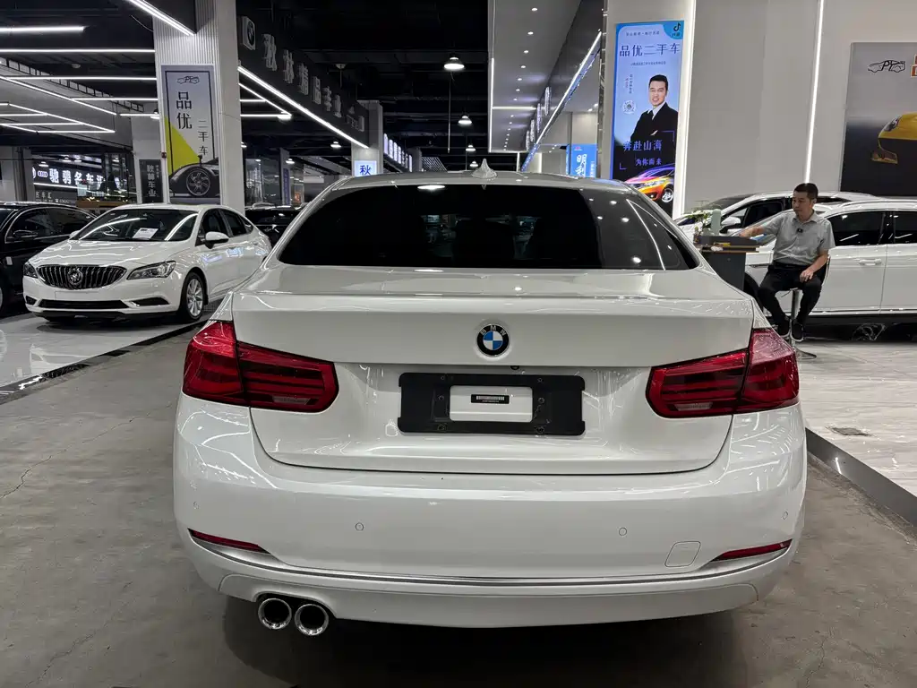 BMW 3 Series — фото 11