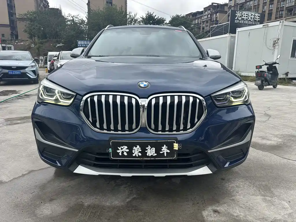 BMW X1 — фото 2