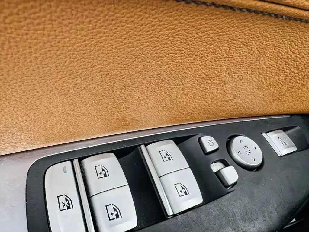 BMW X3 — фото 17