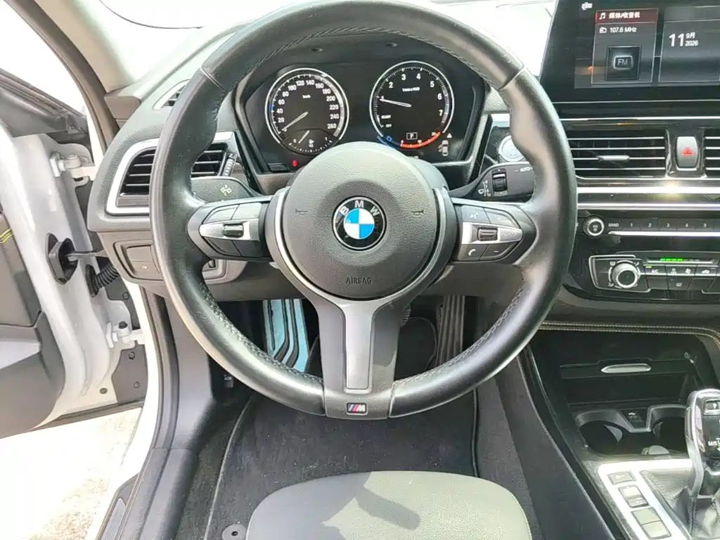 BMW 1 Series — фото 11