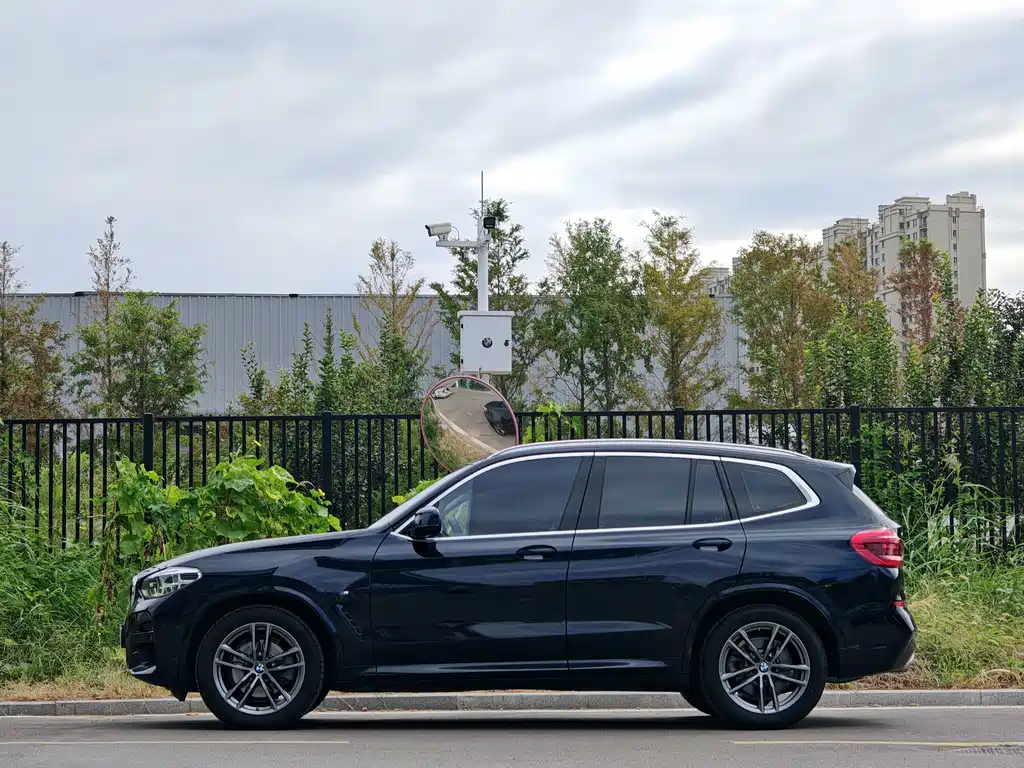 BMW X3 — фото 3