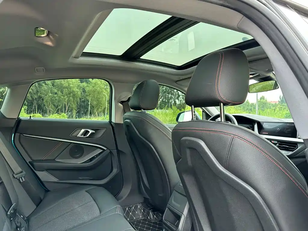 BMW 2 Series (Import) — фото 20