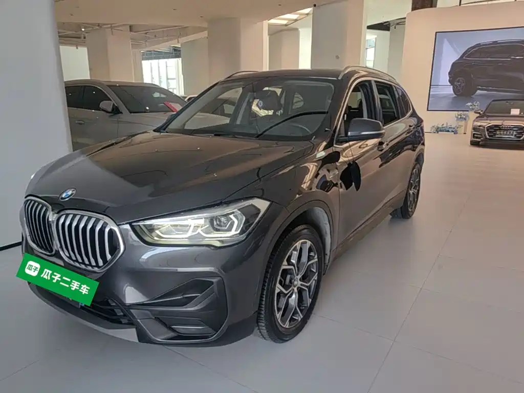 BMW X1 — фото 2