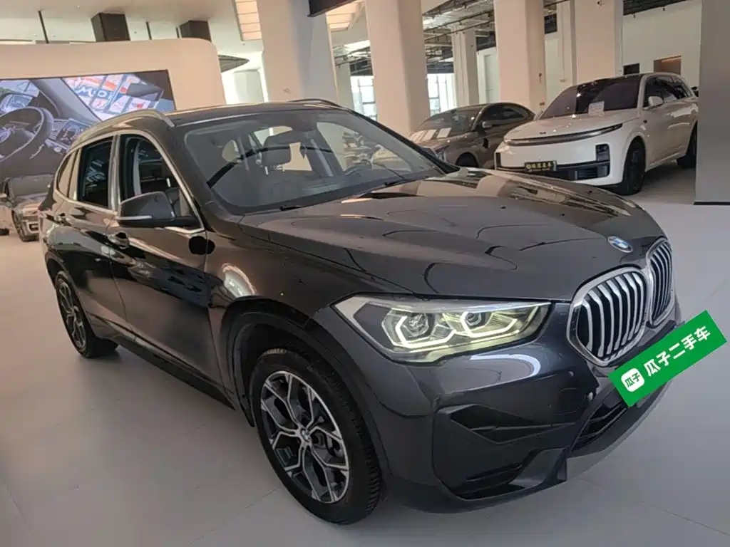 BMW X1 — фото 4