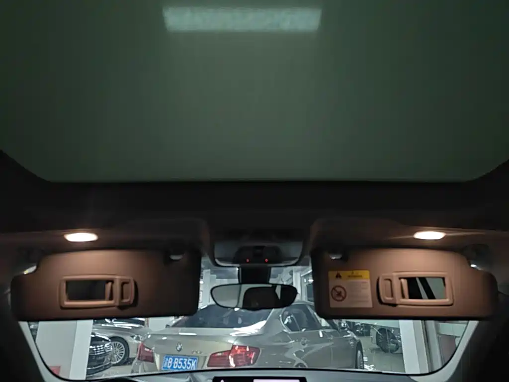 BMW X1 — фото 18