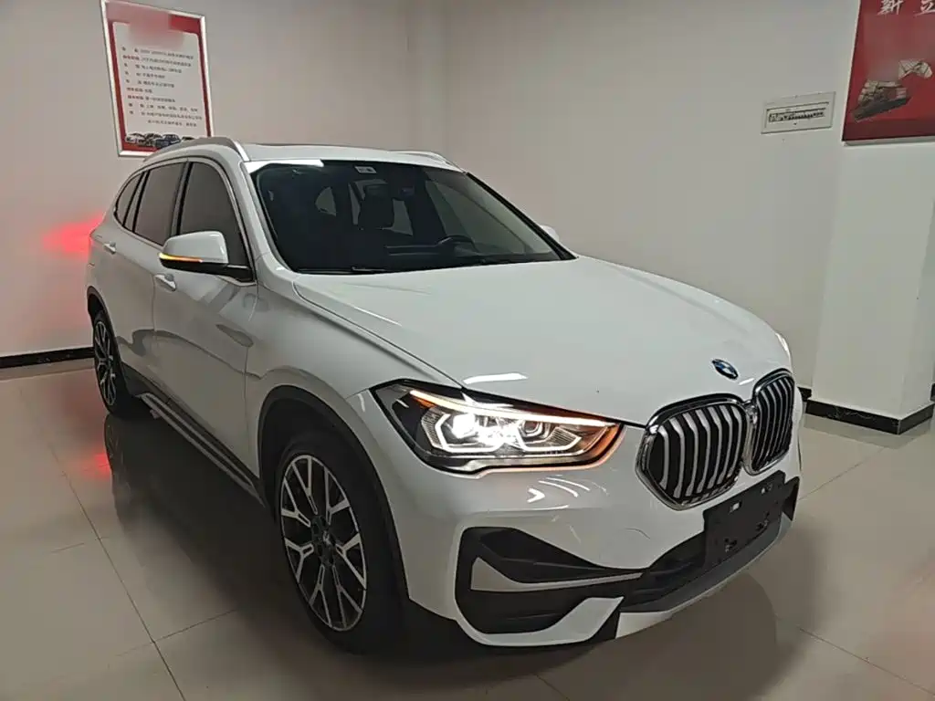 BMW X1 — фото 4