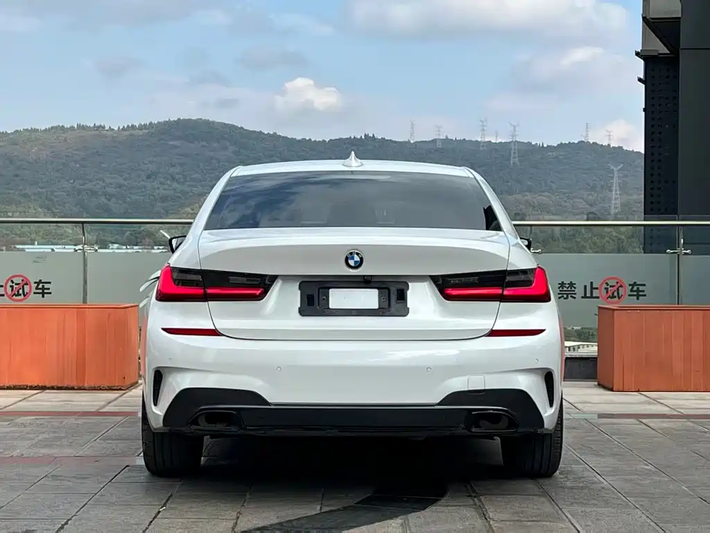 BMW 3 Series — фото 4