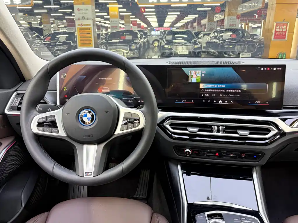 BMW i3 — фото 8