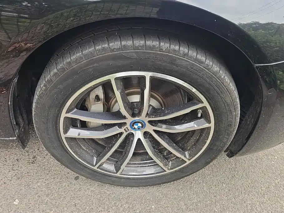 BMW 5 Series New Energy — фото 6
