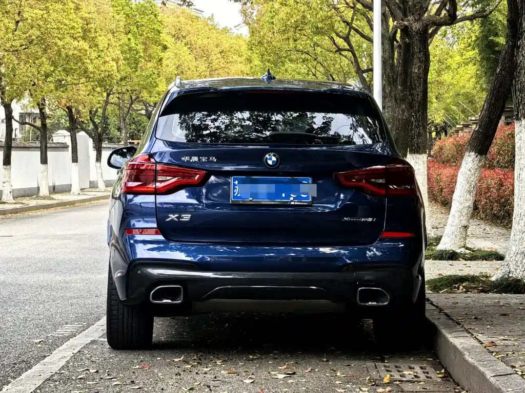 BMW X3 — фото 12