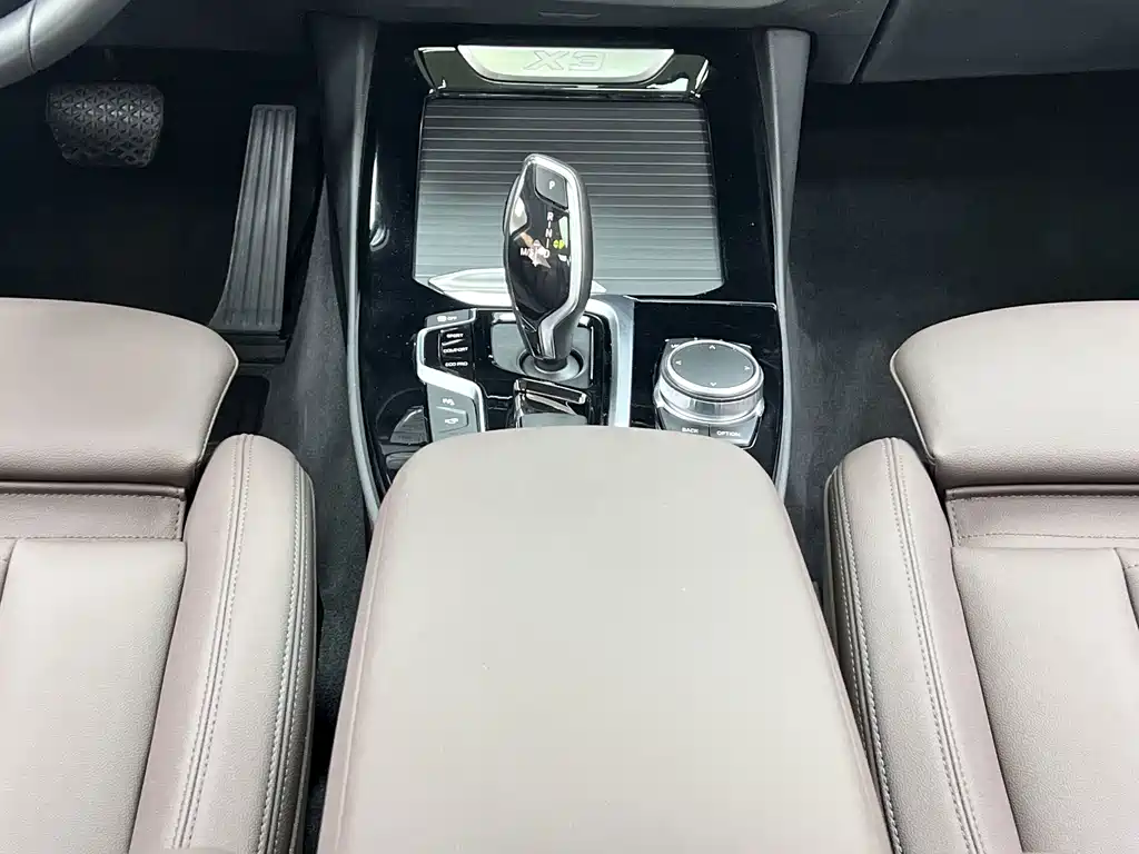 BMW X3 — фото 24