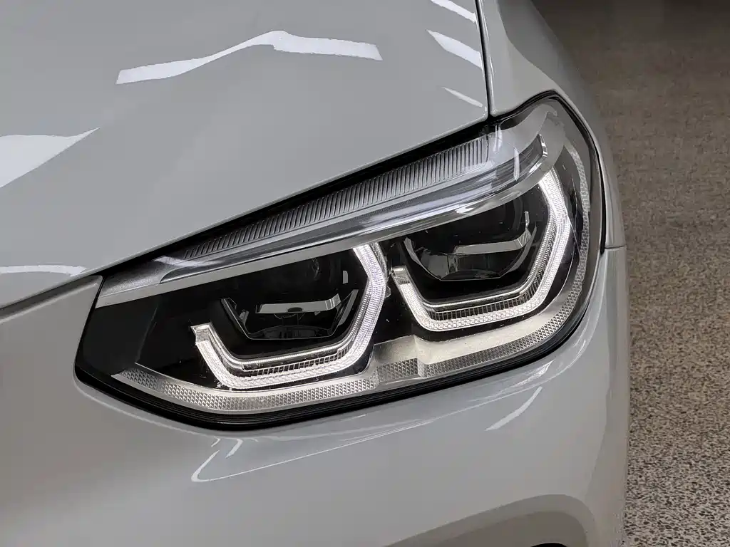 BMW X3 — фото 35