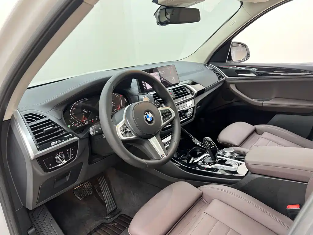 BMW X3 — фото 9