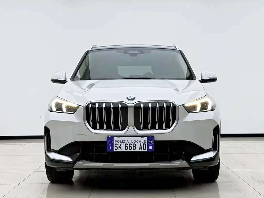 BMW X1 — фото 2