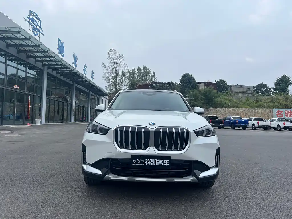 BMW X1 — фото 2
