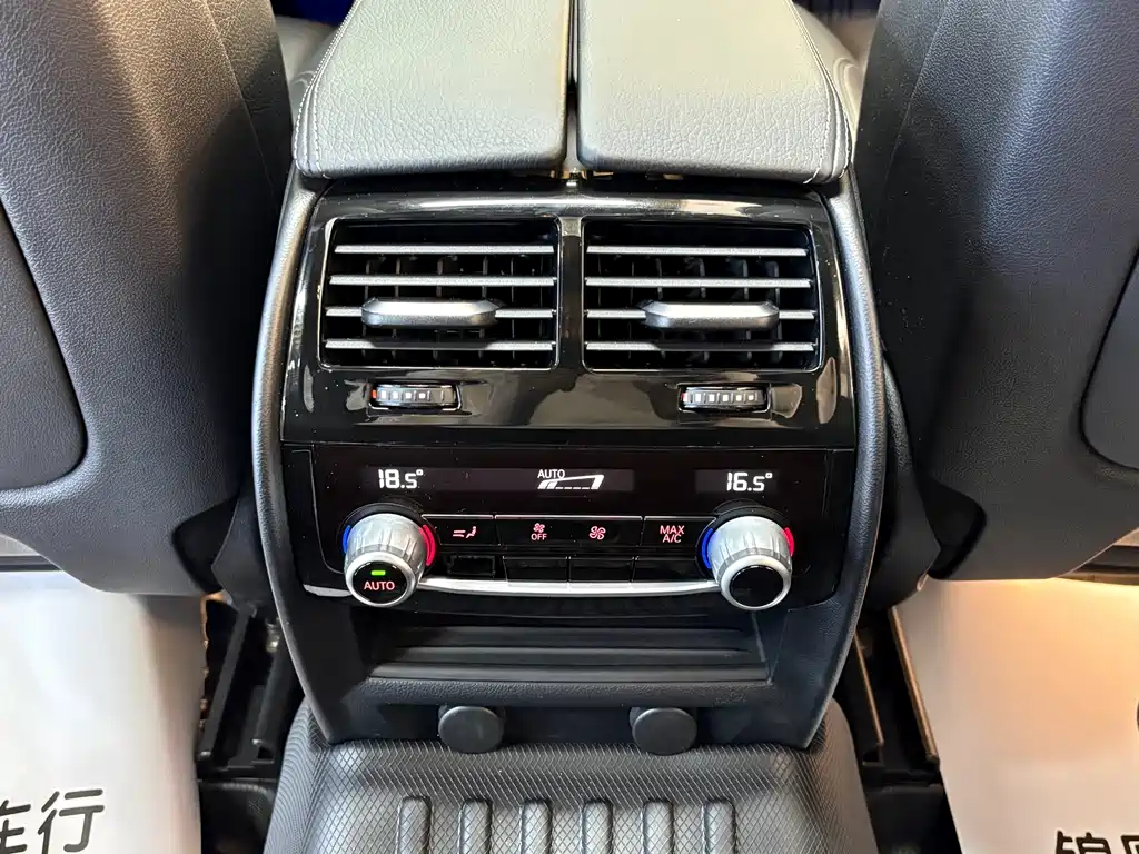 BMW 6 Series GT — фото 13