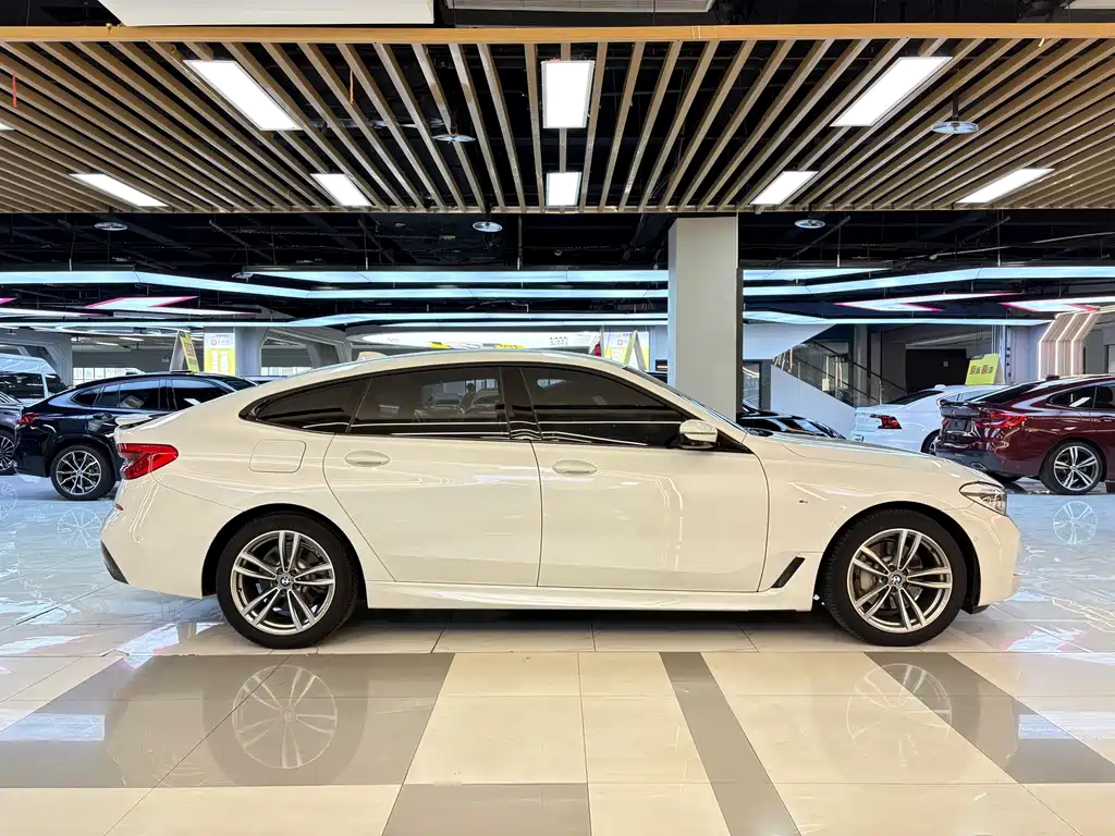 BMW 6 Series GT — фото 6