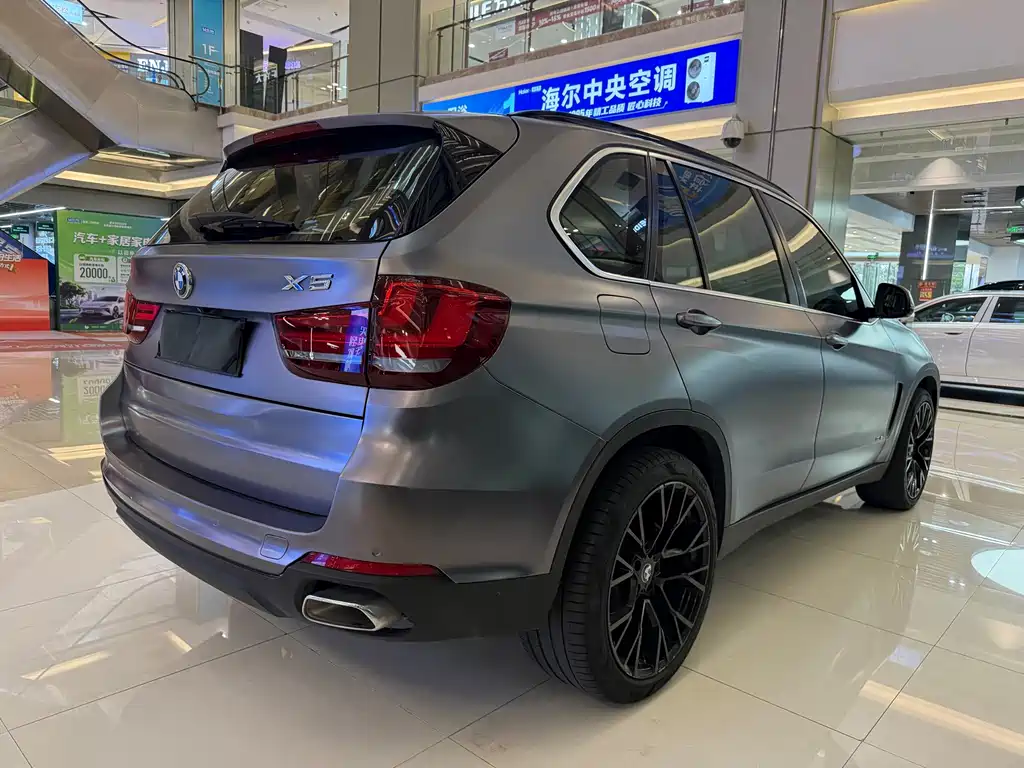 BMW X5 (Import) — фото 7