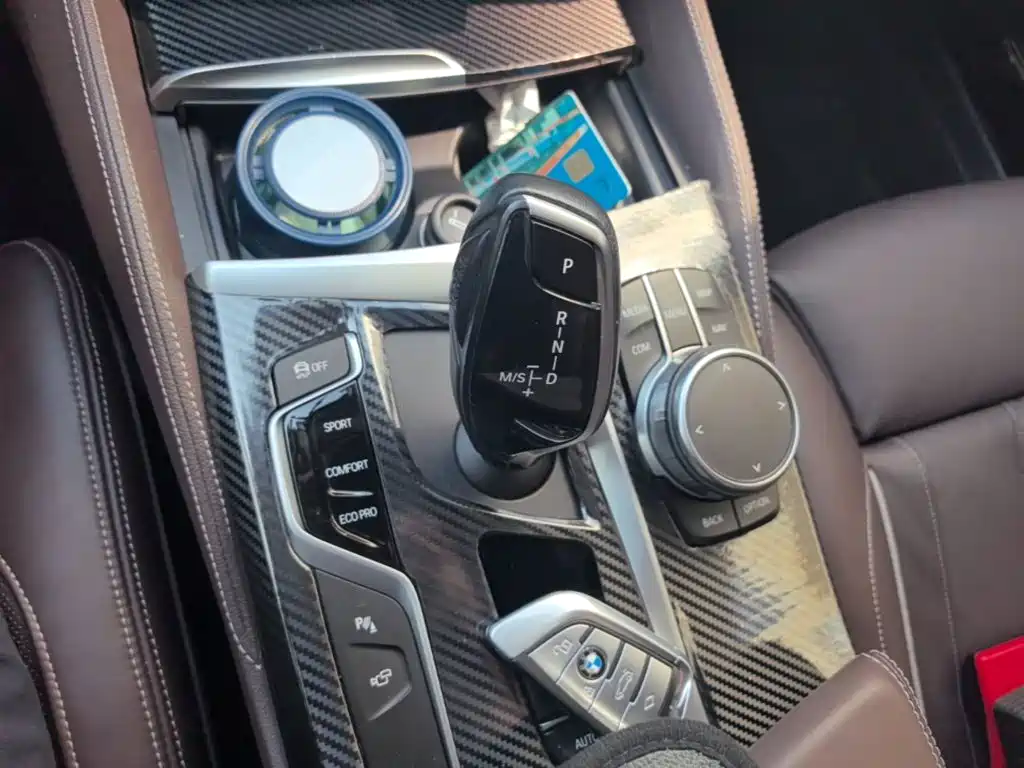 BMW 5 Series — фото 14