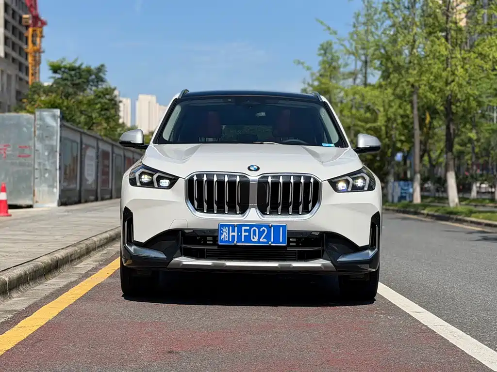 BMW X1 — фото 2