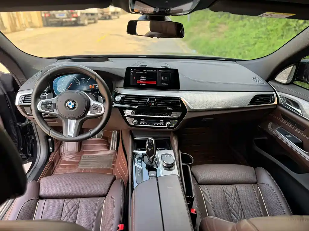 BMW 6 Series GT — фото 8