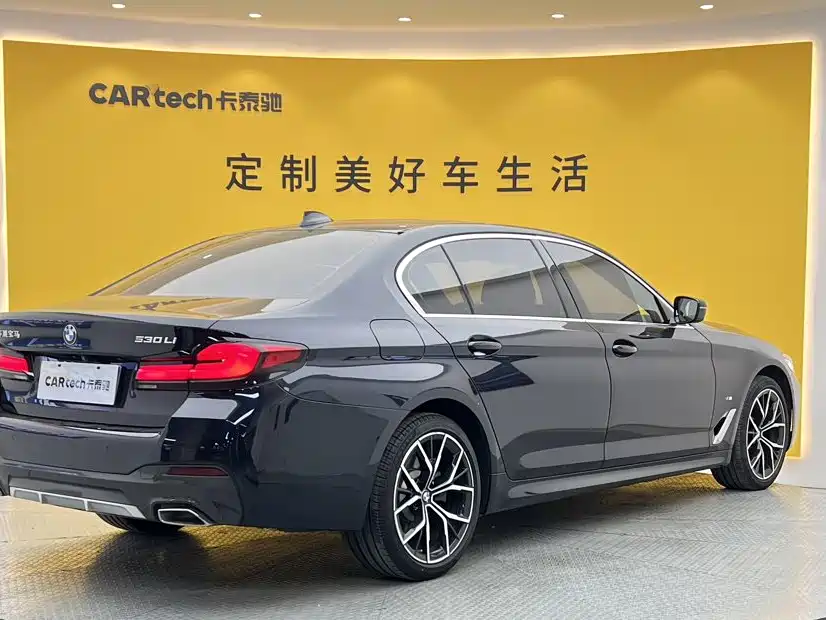 BMW 5 Series — фото 5