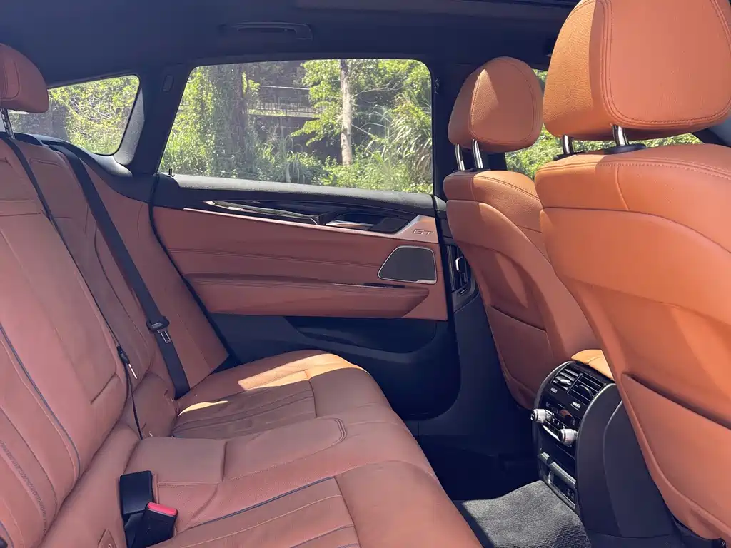 BMW 6 Series GT — фото 34