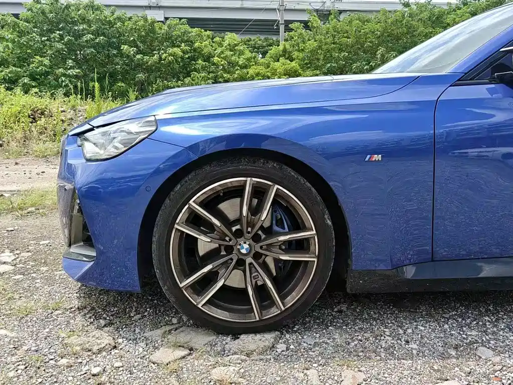 BMW M240i — фото 5