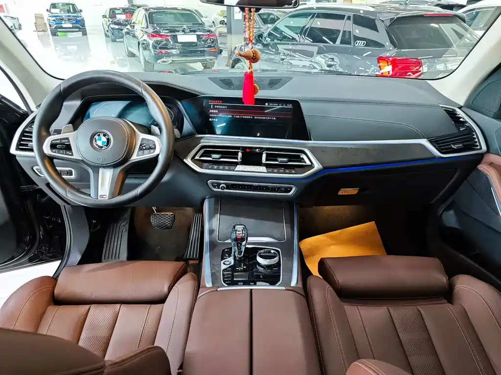 BMW X5 (Import) — фото 5